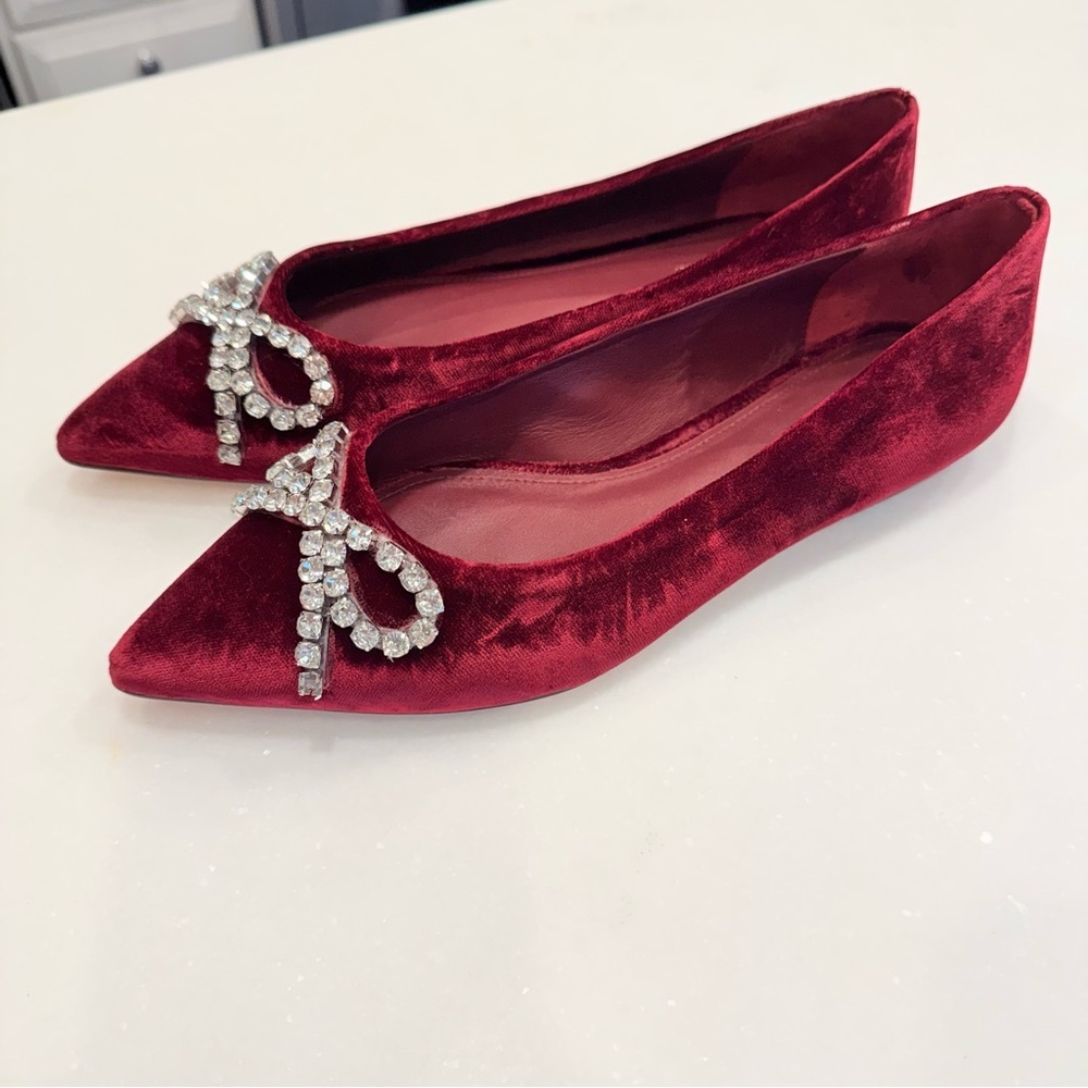 Larroude Lee pointed toe velvet Crystal bow Ballet flats in wine 7.5 NEW - Picture 6 of 12